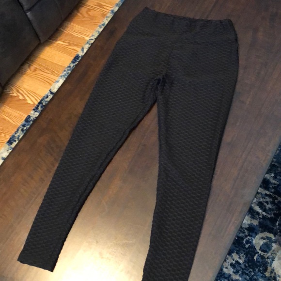 Pants - Black workout leggings